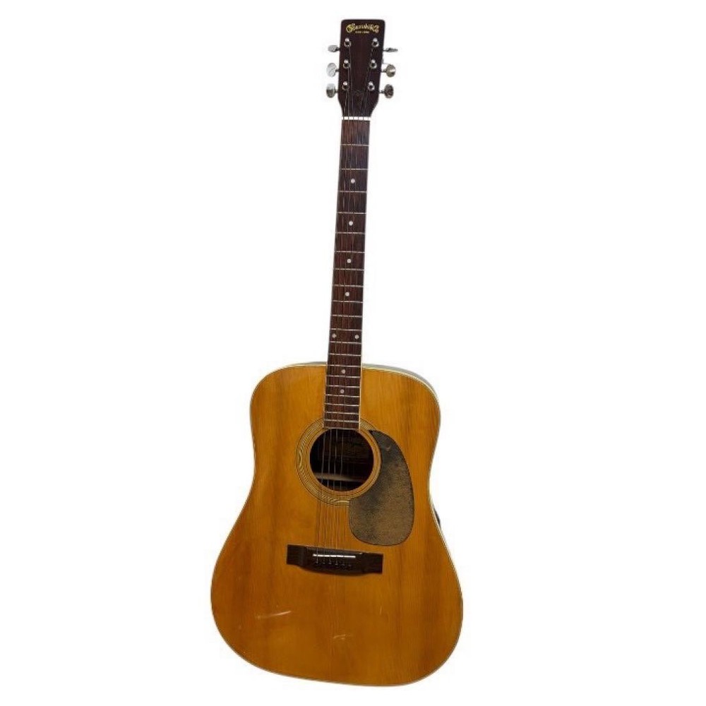 Suzuki Acoustic Guitar