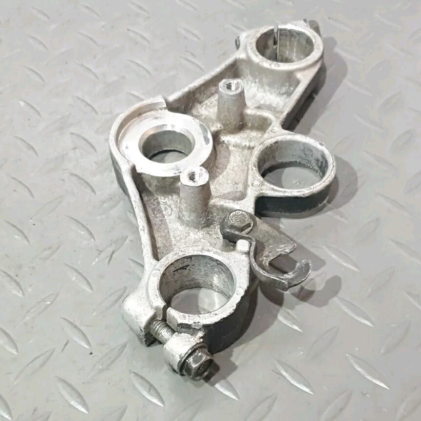 ♻️ Honda CBR 125 2004 - 2011 Top Yoke Upper Fork Clamp ♻️