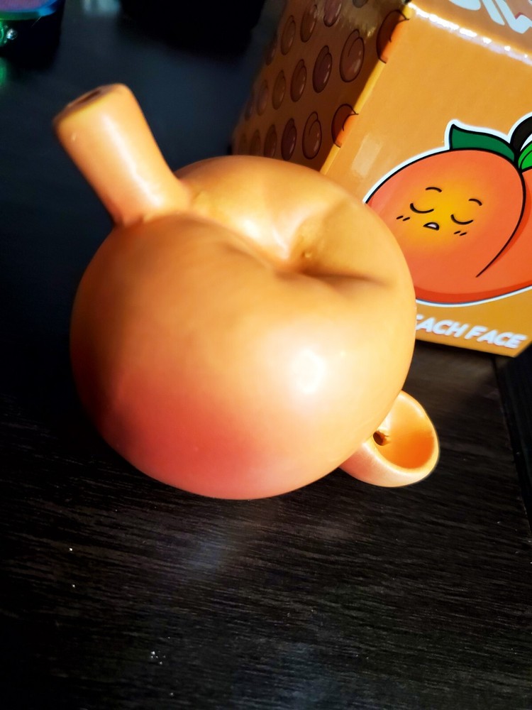 Ceramic Peach Hand Pipe