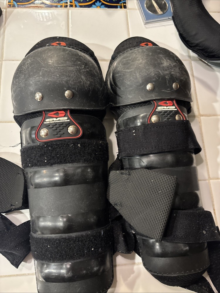 Evs motorcycle knee protection