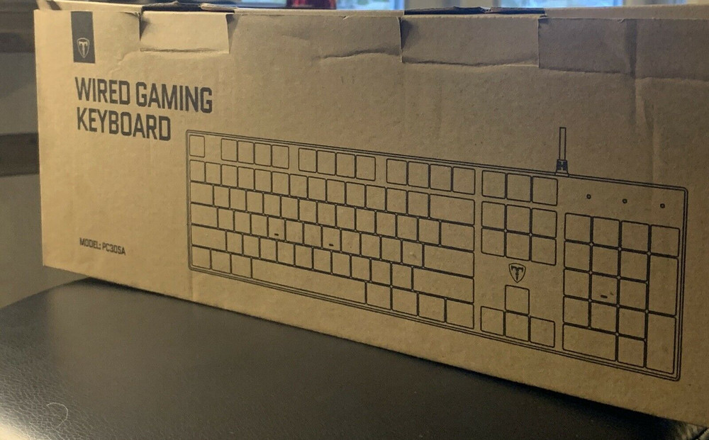 Wired Gaming Keyboard PC305A  T New- Opened Box