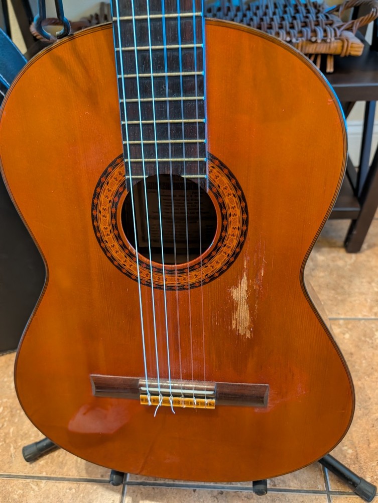 Hernandis Grade 2 Classical Guitar