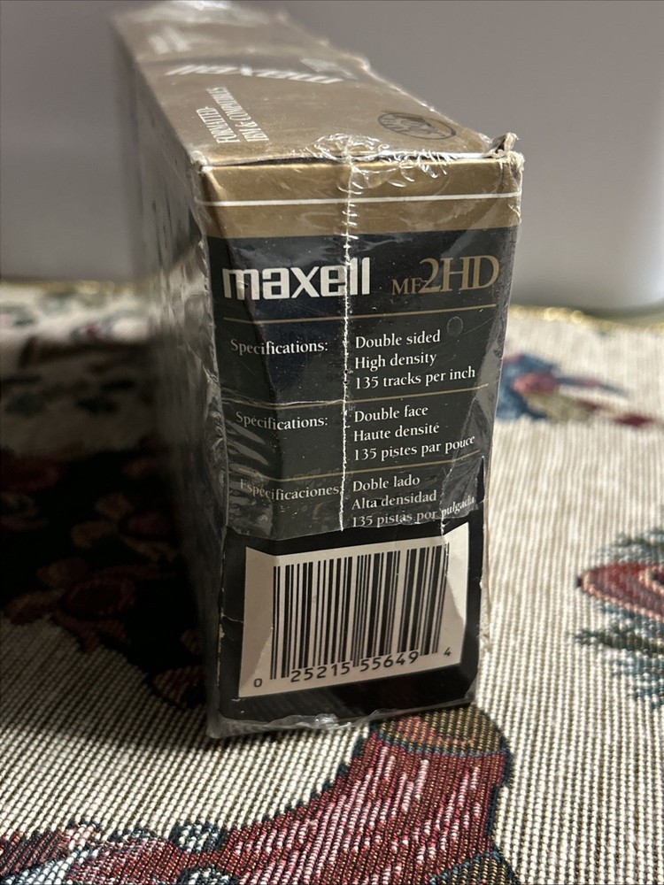 2-Maxell MF2HD 3.5" Micro Floppy Disks High Density Double Sided 10-Pack