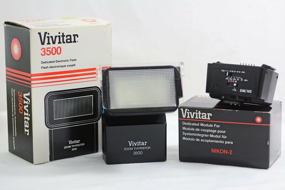 VIVITAR 3500 DEDICATED NIKON CAMERA FLASH UNIT WITH INSTRUCTIONS
