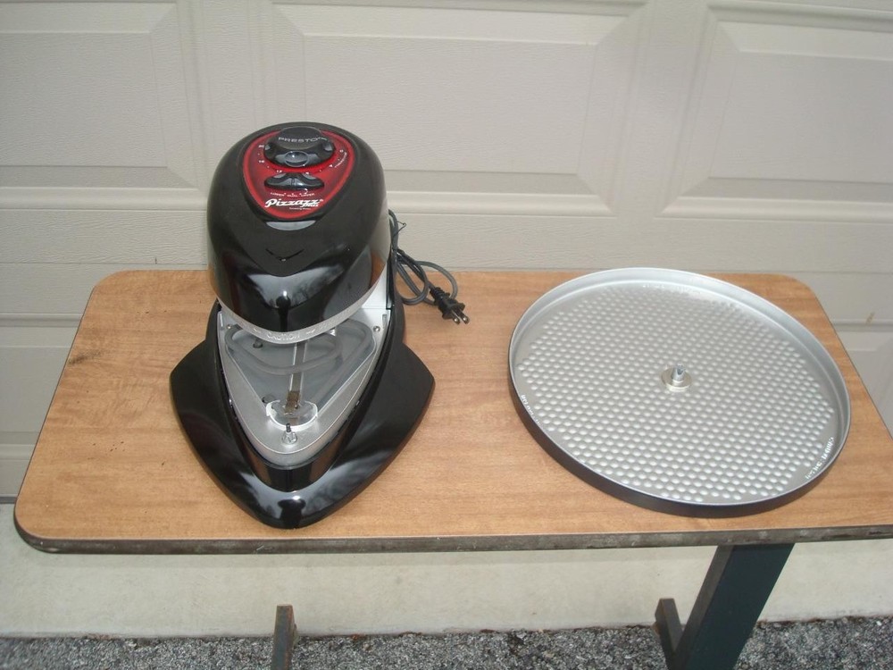 Presto Pizzazz Plus Rotating Pizza Oven 0343003 Dual Element Black Tested - Nice