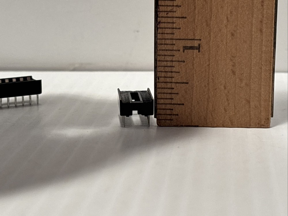 3 Pcs AMP CONNECTOR 16-PIN IC SOCKET DIP BOTTOM