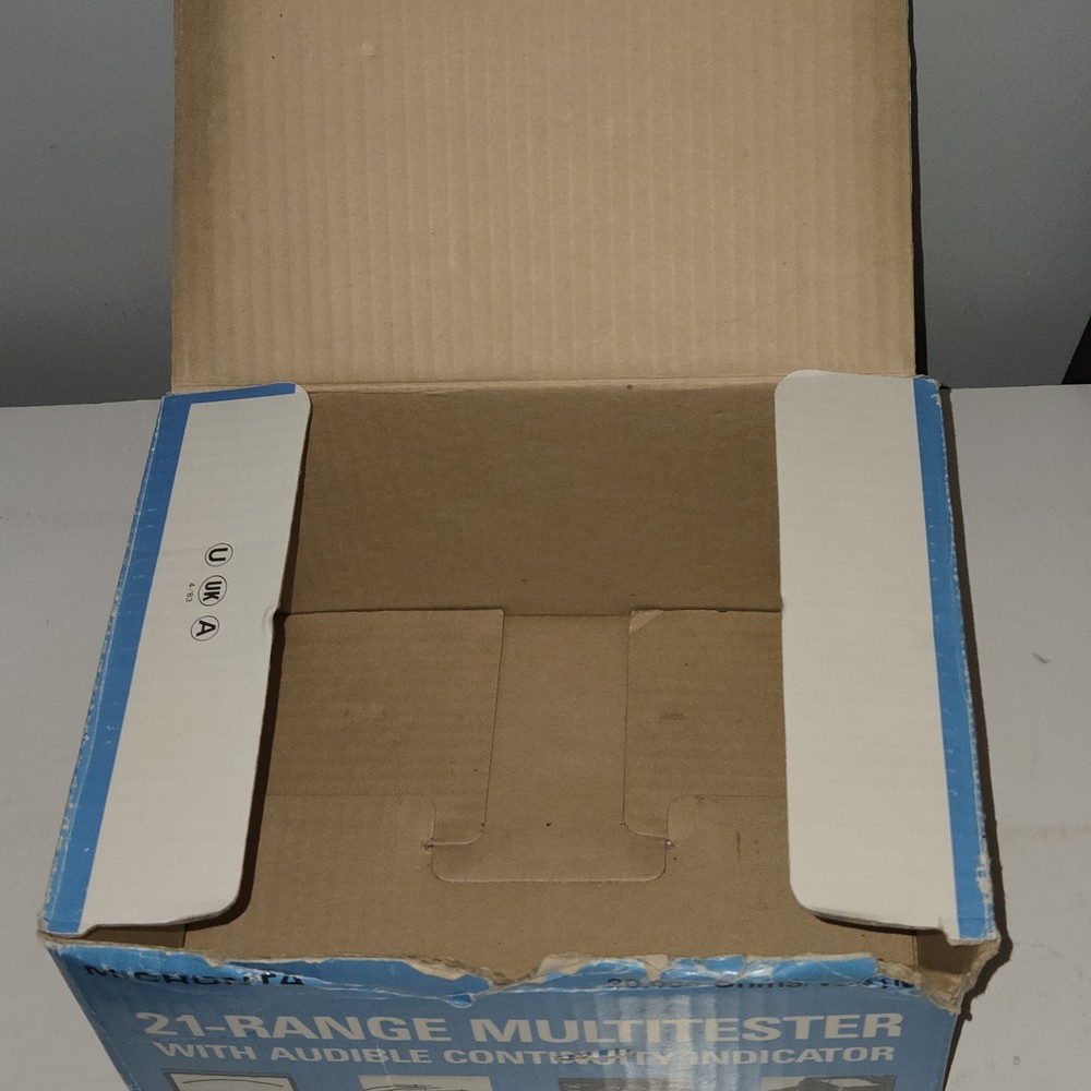 Micronta 22-210 Analog Voltage Ohm Multi-Meter Audible Continuity AC/DC - Tested