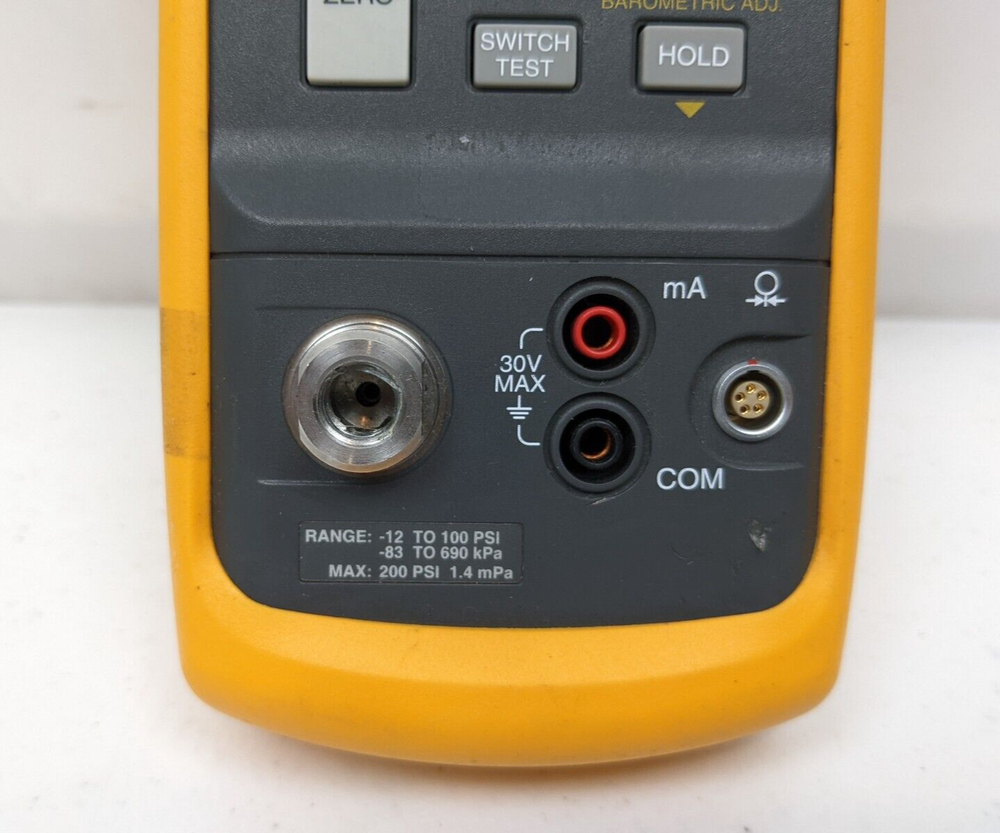 Fluke 717 100G Pressure Calibrator