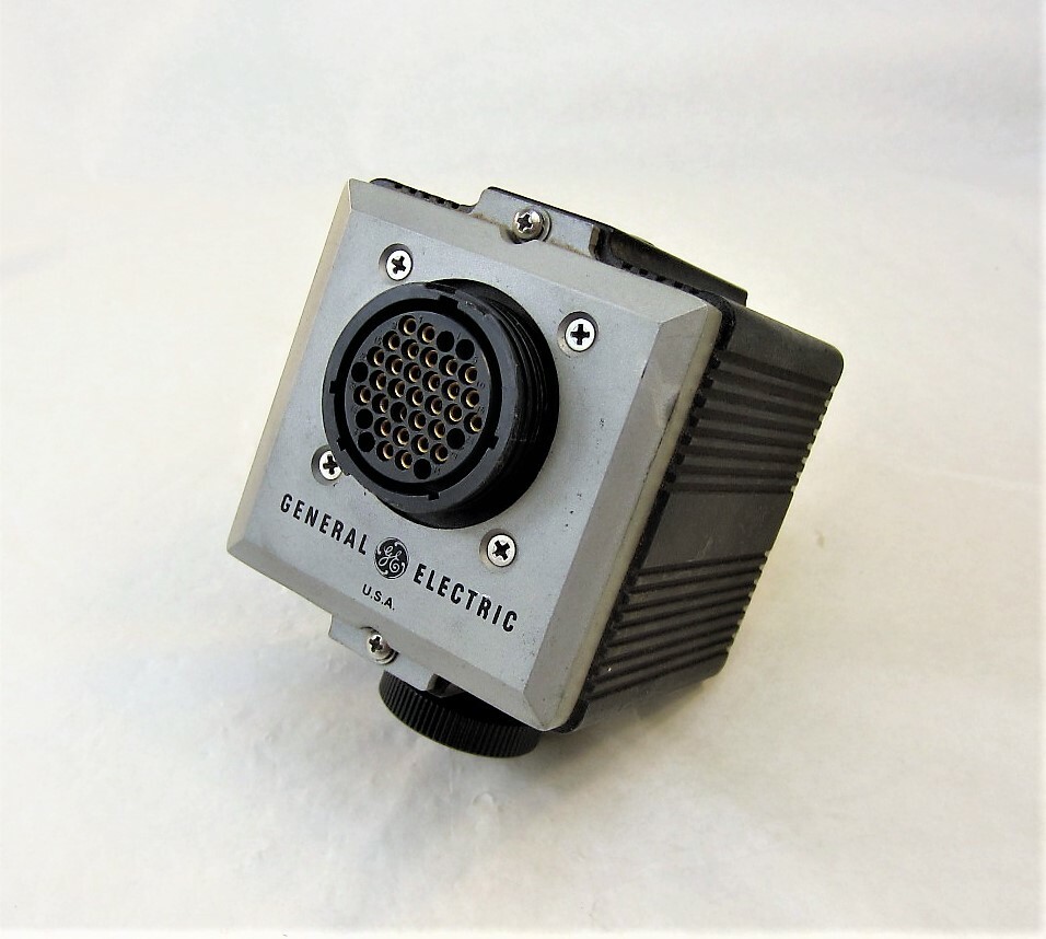 GE General Electric 4TN2505 12-35VDC Camera Adapter