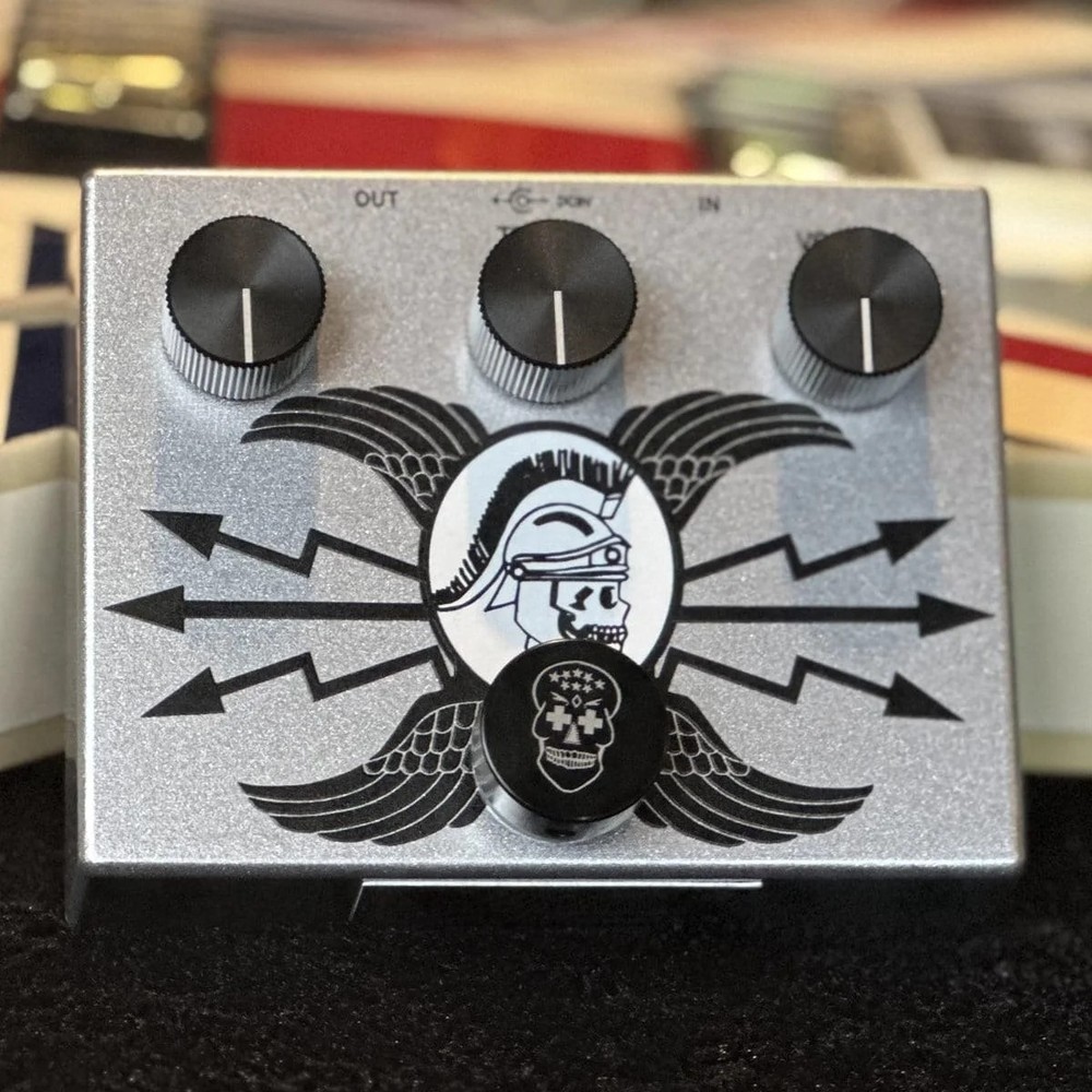 Flattley Boutique Effects Pedals Guitar Silver Range - Silver Centurion Trans...