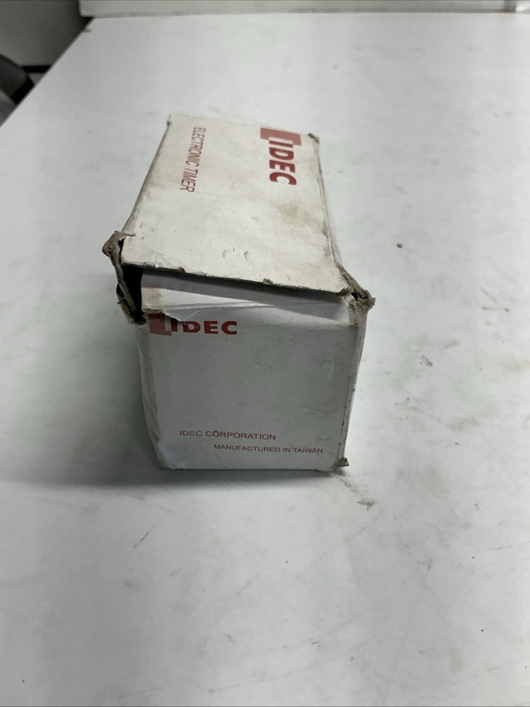 IDEC RTE-P1AF20 Timer Analog X-769