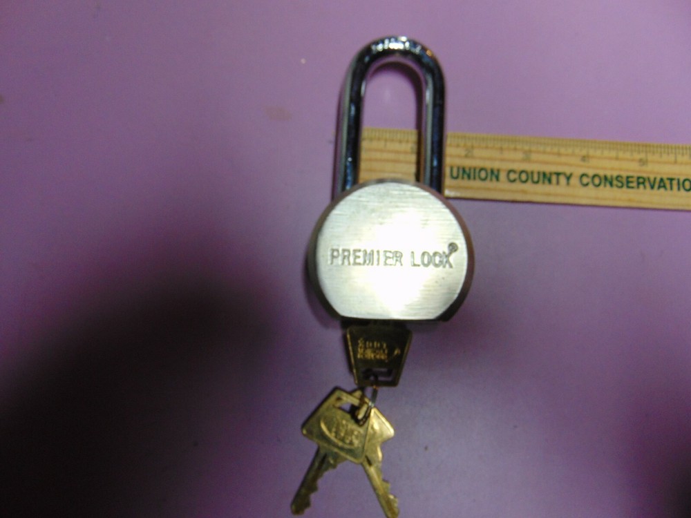 1 PREMIER LOCK PADLOCK WITH 3 KEYS LOCKSMITH
