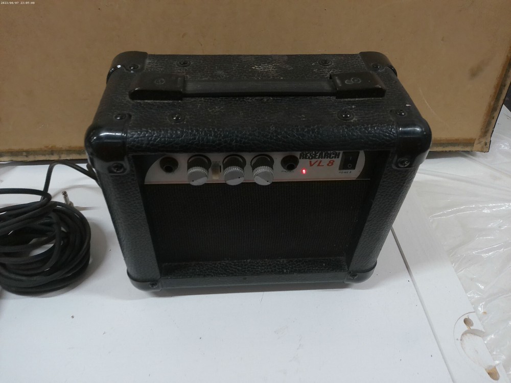 Guitar Research Mini Amplifier Model VL-8 Black Stageworks