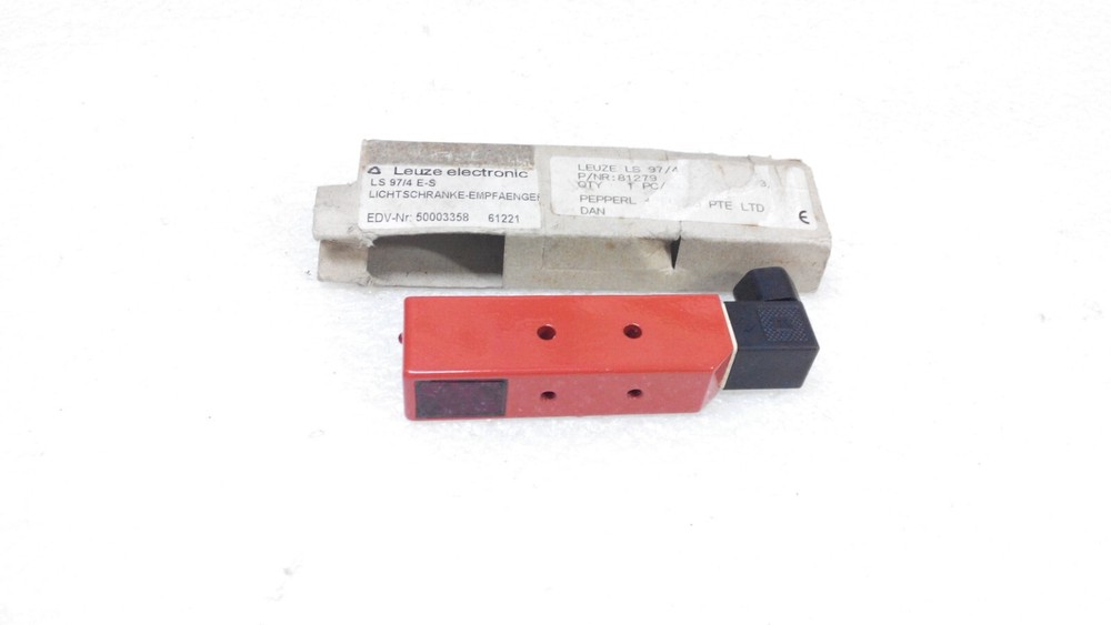 LEUZE LS 97/4 E-S Photoelectric Sensor New