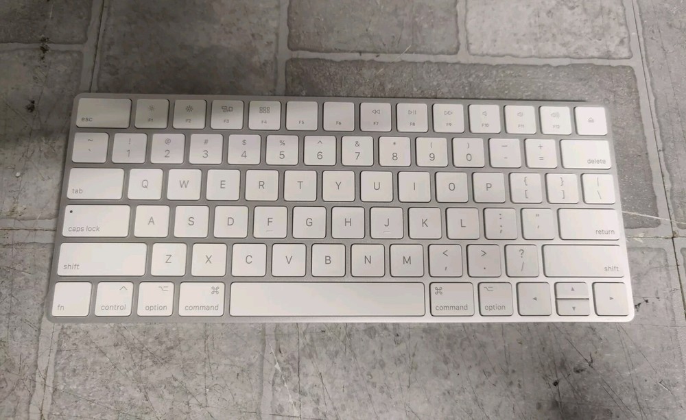 Apple Wireless Magic Keyboard A1644