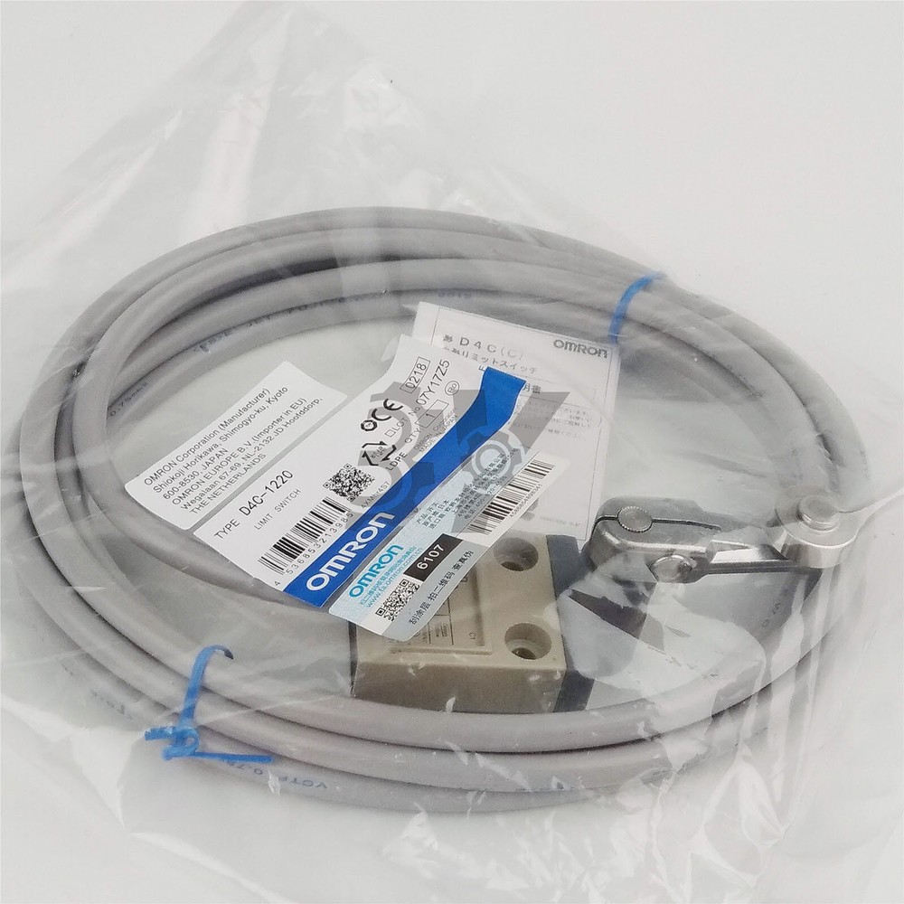ONE NEW D4C-1220 OMRON Limit Switch