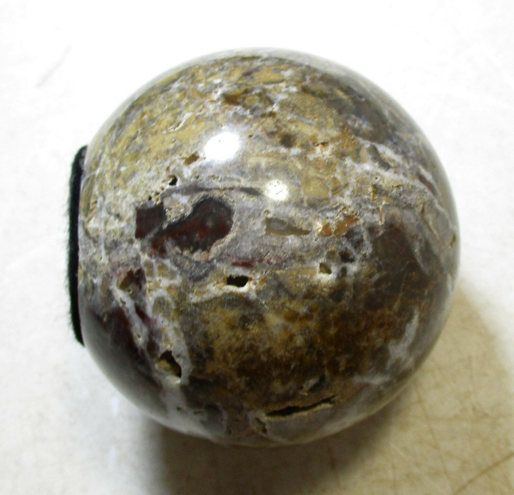 Agate in Calcite Flat Bottom Sphere 82mm for Home Decor 4212