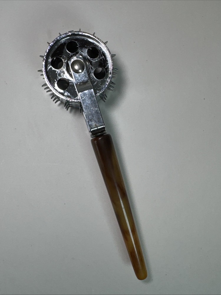 Vintage Pastry Docker Metal With Bakelite Handle