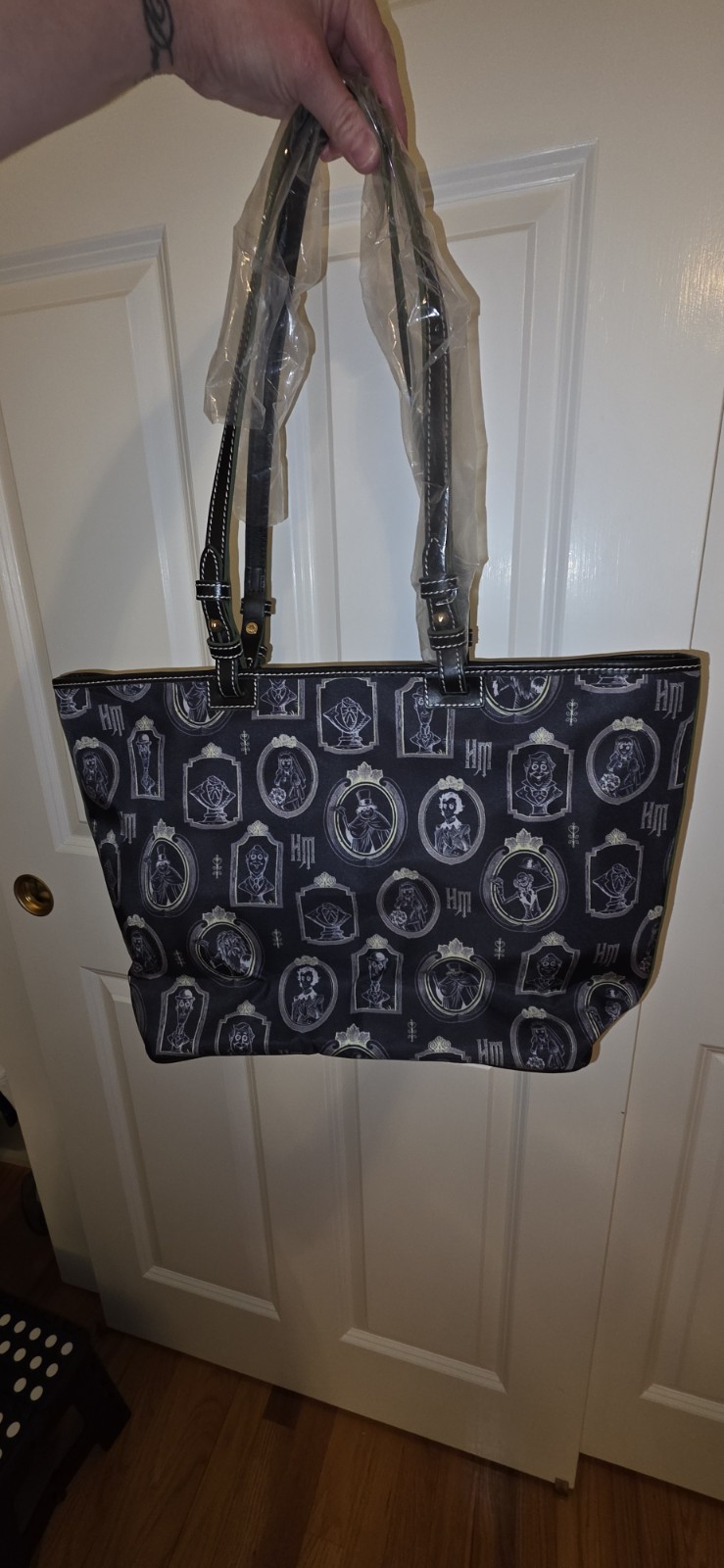 Disney Haunted Mansion Large Tote Vinyl Dooney & Bourke Bag NEW