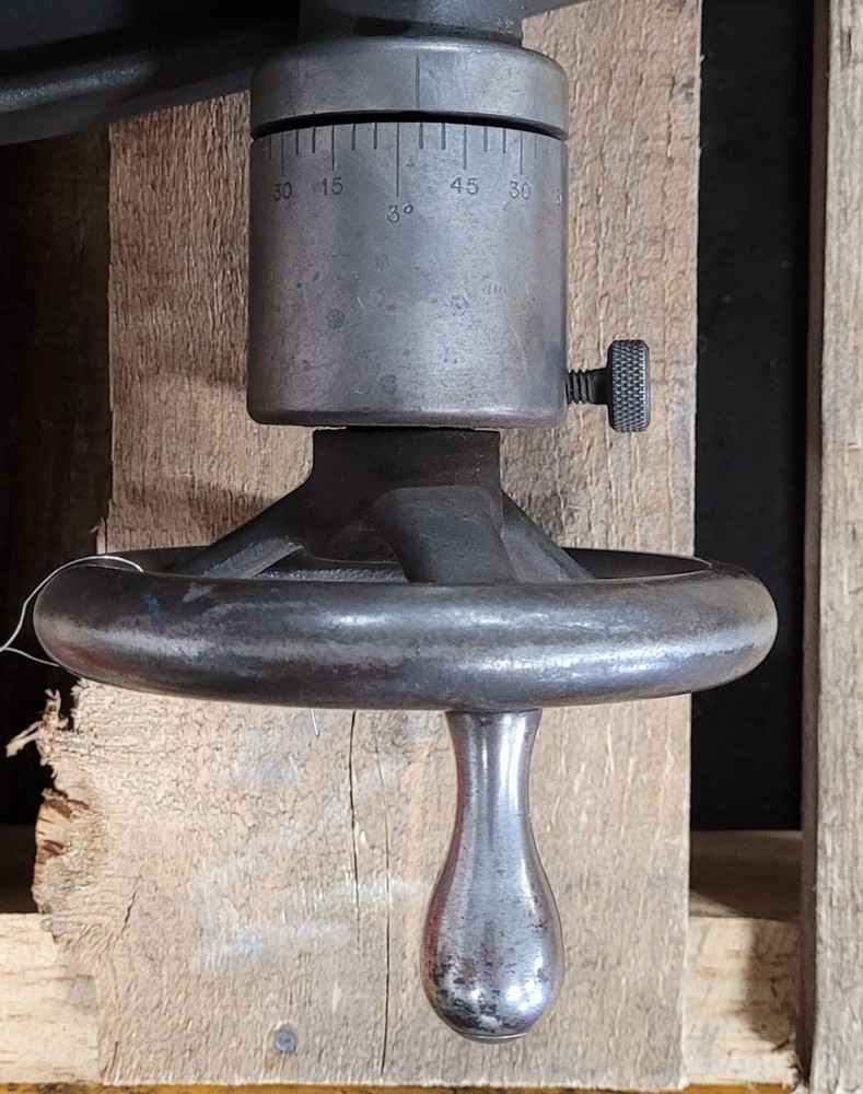 Universal Horizontal/Vertical Rotary Table w/ 8in 3-Jaw Chuck
