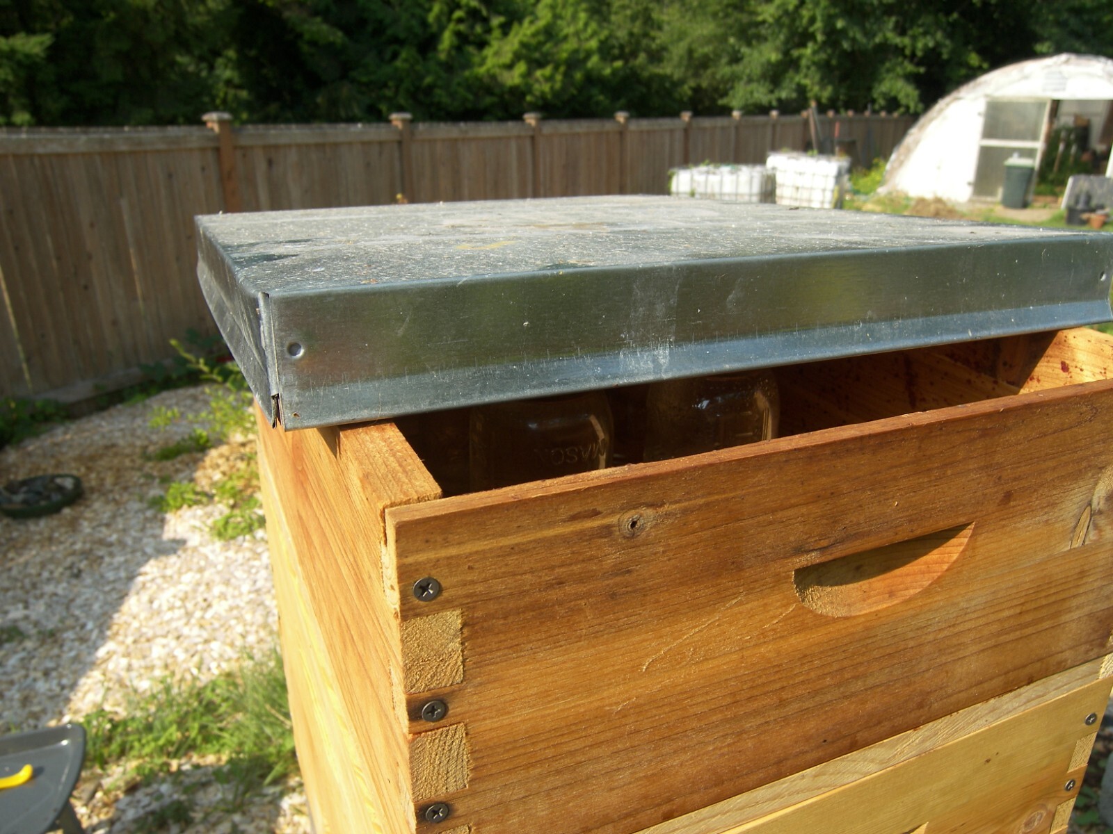 Top Beehive Feeder, Easy to Use and Convenient, 4 Jar Capacity New Handmade USA