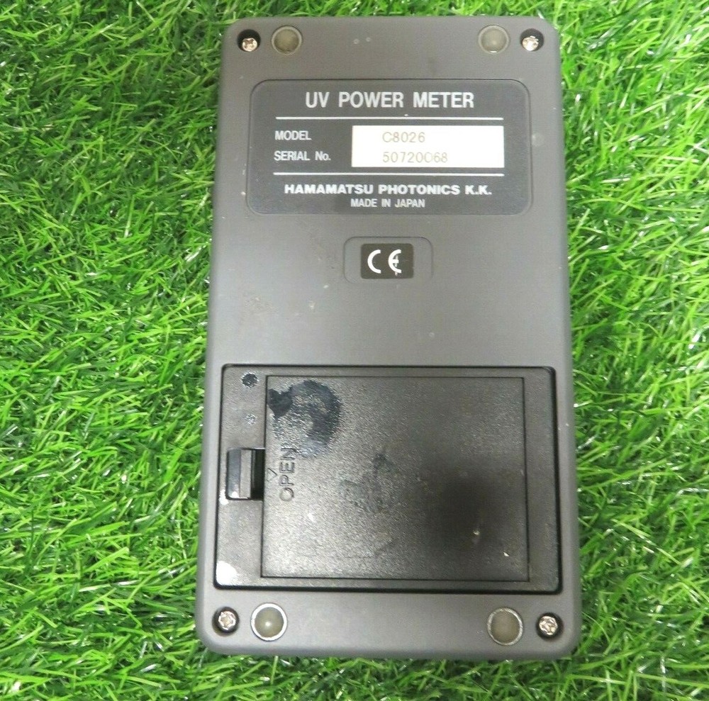Hamamatsu UV Power Meter C8026