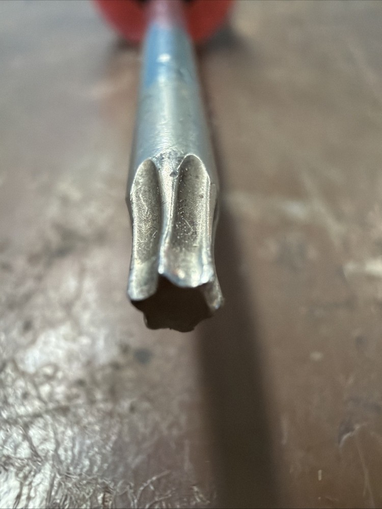 Snap-on SGDTX320B T20 Red Instinct Soft Grip Torx Driver - Used