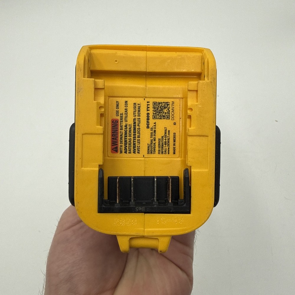 DEWALT ATOMIC 20V MAX CORDLESS COMPACT IMPACT DRIVER DCF809B - TESTED TOOL ONLY