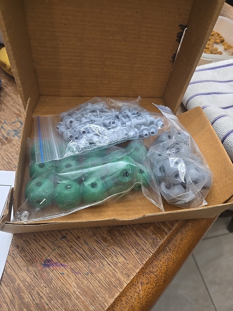 Eisco Sodium Chloride Lattice Model Kit Box D1