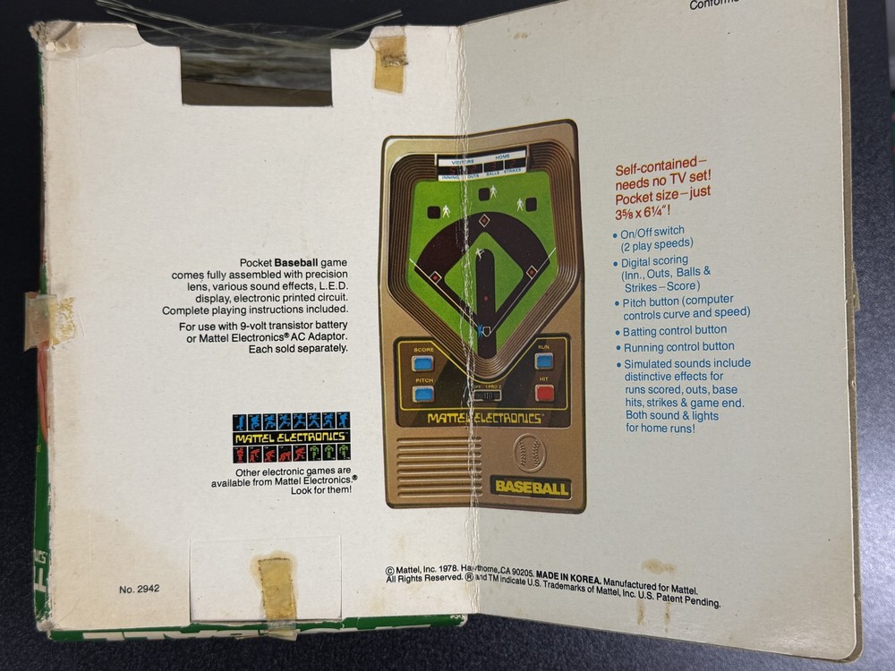 VINTAGE Mattel Electronics Baseball Handheld Game 1978 w/ Box & Instructions