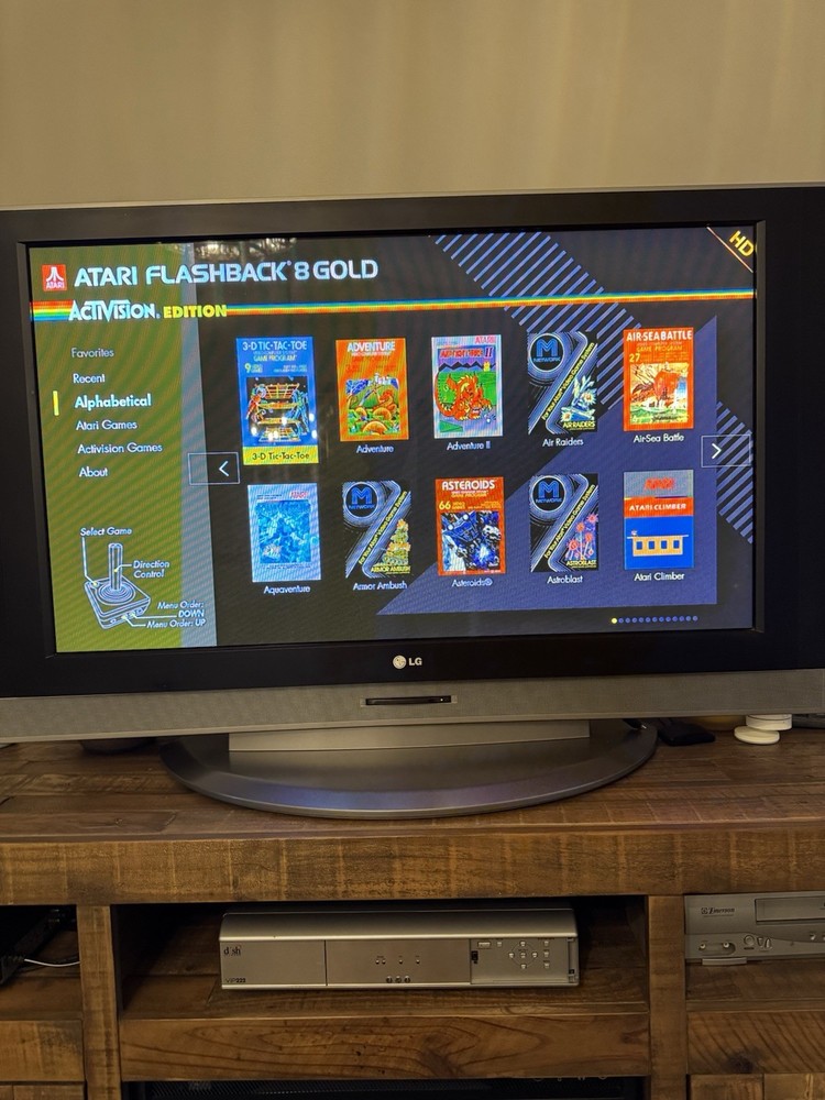 Atari Flashback 8 Gold Activision Edition HD Console HDMI Wireless Controllers