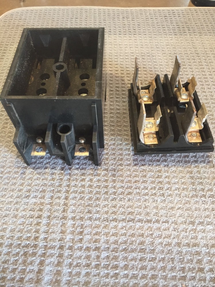 ITE WALKER P302ML 30AMP 240VOLT FUSE BLOCK AND 30AMP PULLOUT
