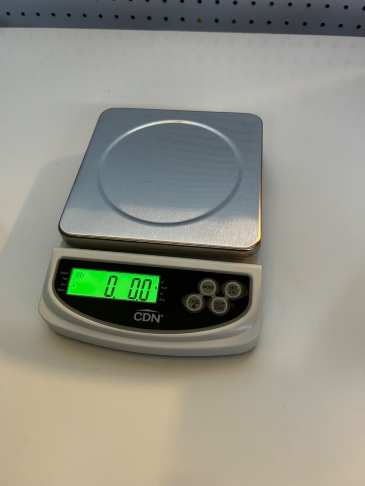 CDN SD2206 22 lb Digital Portion Control Scale