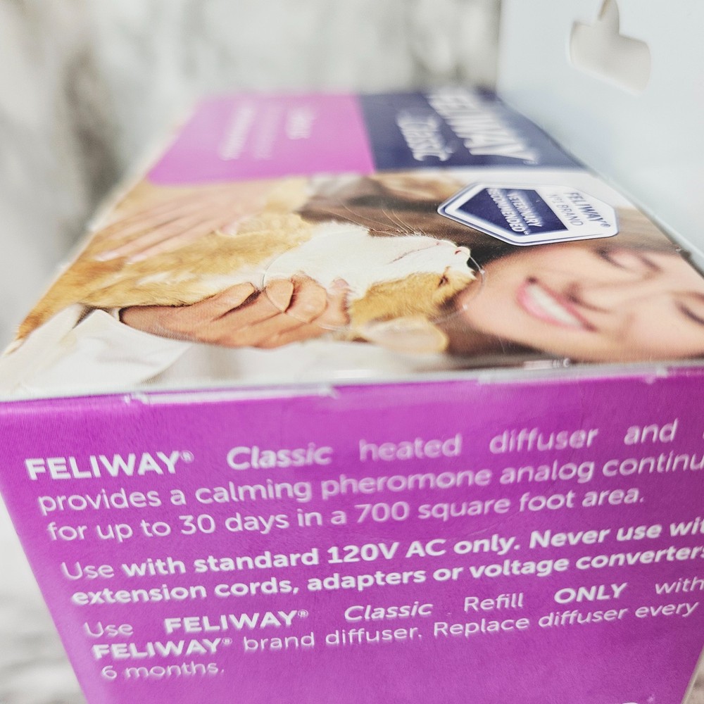FELIWAY Classic Cat Calming Plug In Pheromone Diffuser 30 Day 48 ml & 1 Spray