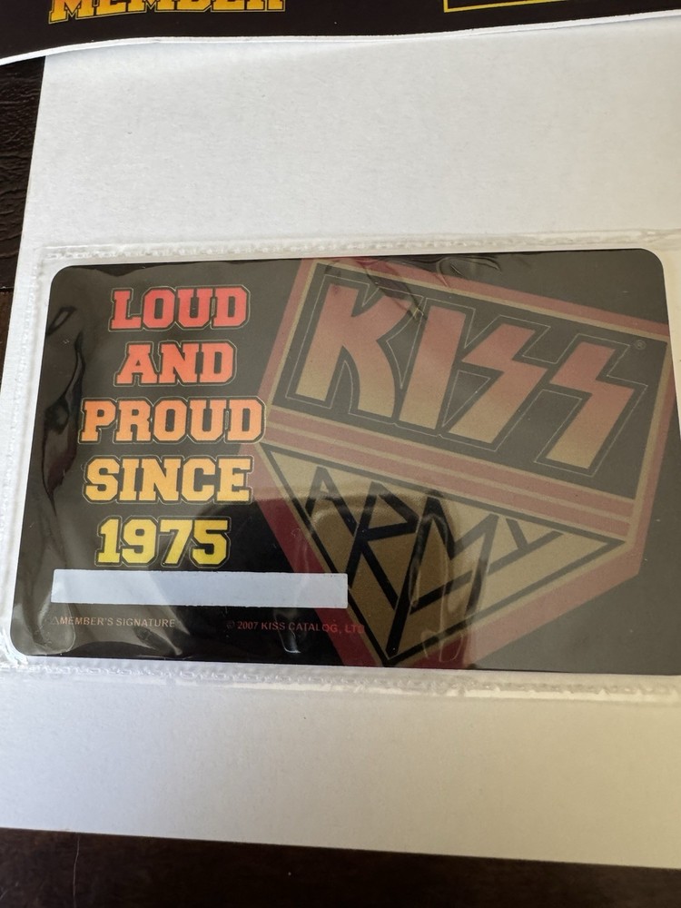 KISS ARMY CLUB MERCHANDISE KIT 2007