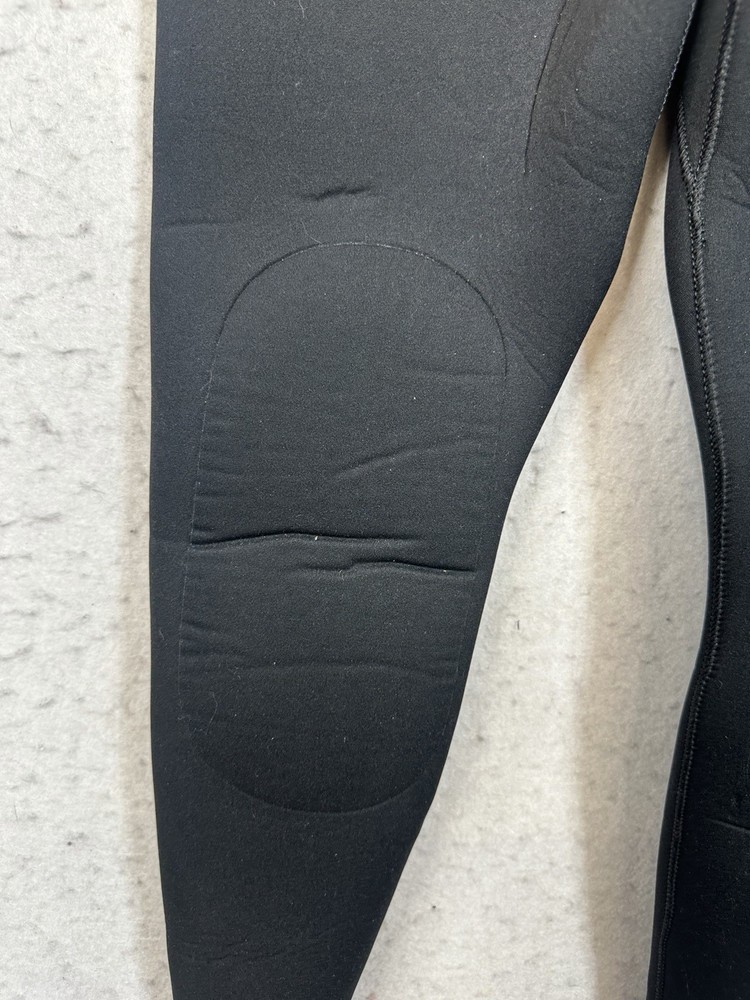 Size Medium 7mm Overalls Wetsuit