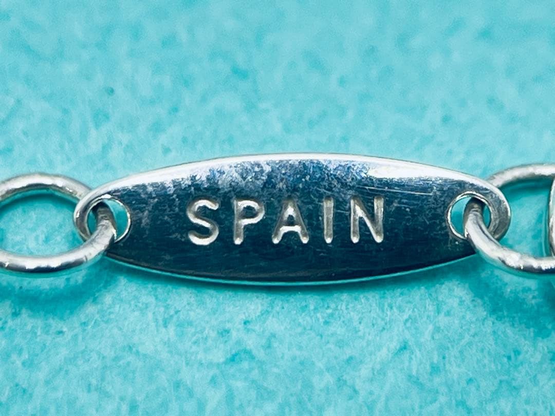 h887 Excellent condition Tiffany & Co. By the Yard diamond necklace, sterling