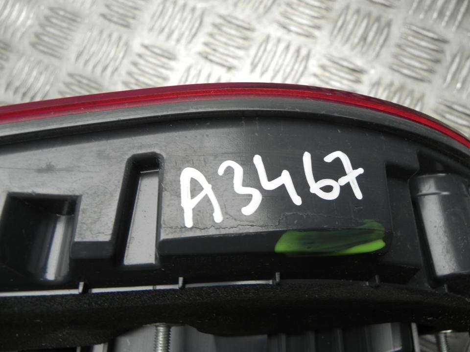 BMW 7 2016 Left Tail Light 2583243