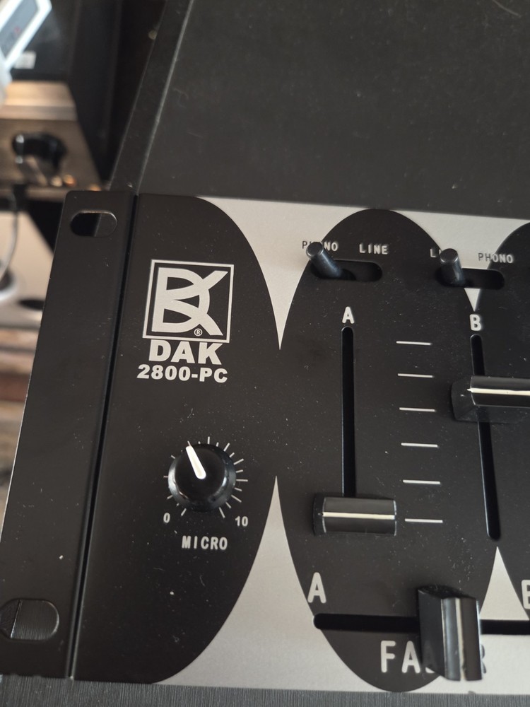 Dak 2800-PC Fader Pre-Amplifier Interface Mixer - USED Work