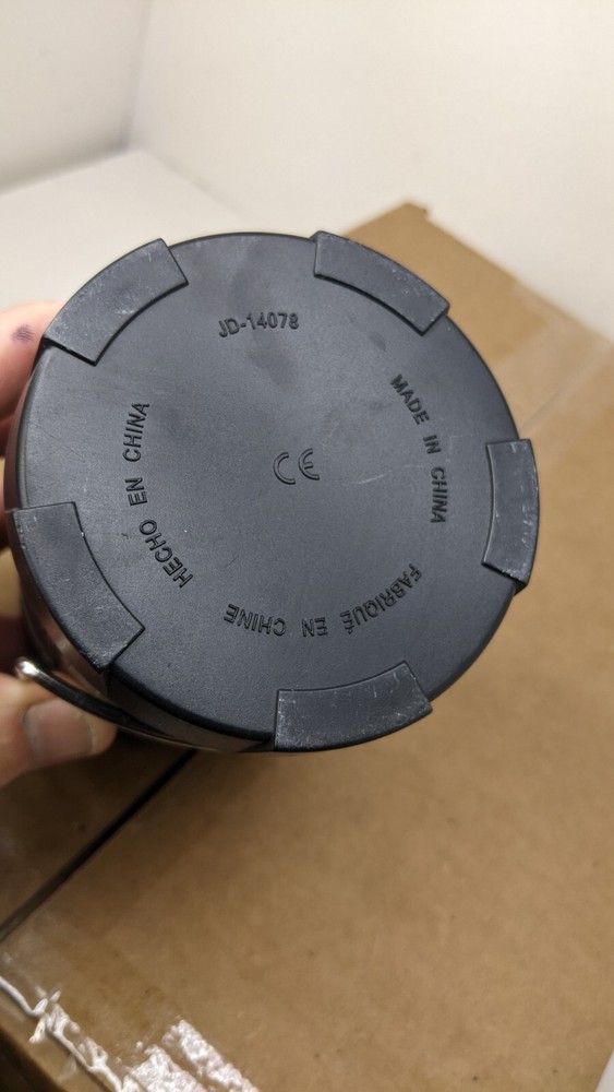 Cascade Mountain Tech Collapsible LED Lantern Pre-owned Good Working Condition