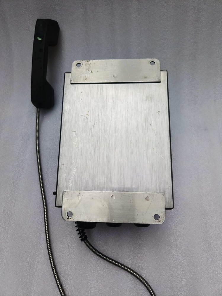 FEDRAL SIGNAL ECHO E2-HND-4X Class I , DIVISION 2 Digital Intercom Station