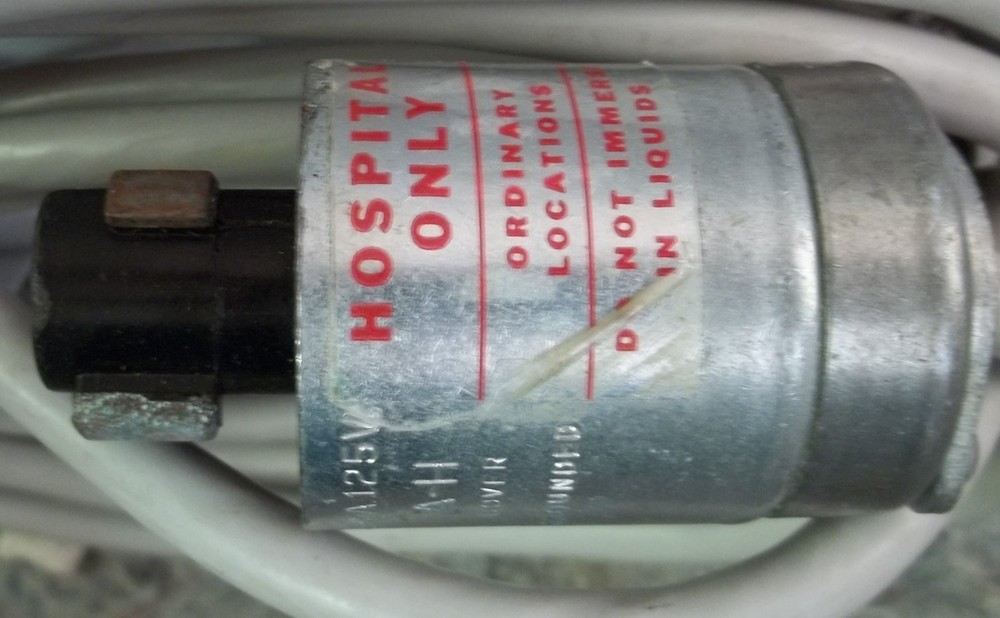 Wolf 2083-40 Light Source - With Foot Control