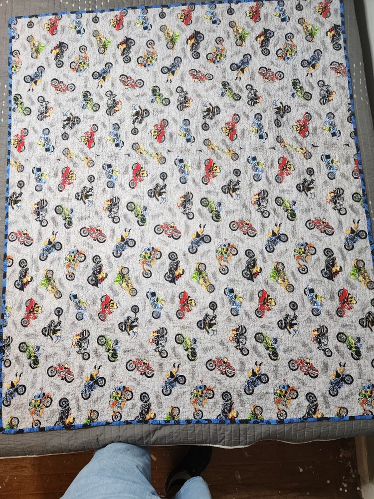 Vintage Motorcycle Biker Bugz Patchwork Reversible Quilt Throw 51" x 60"