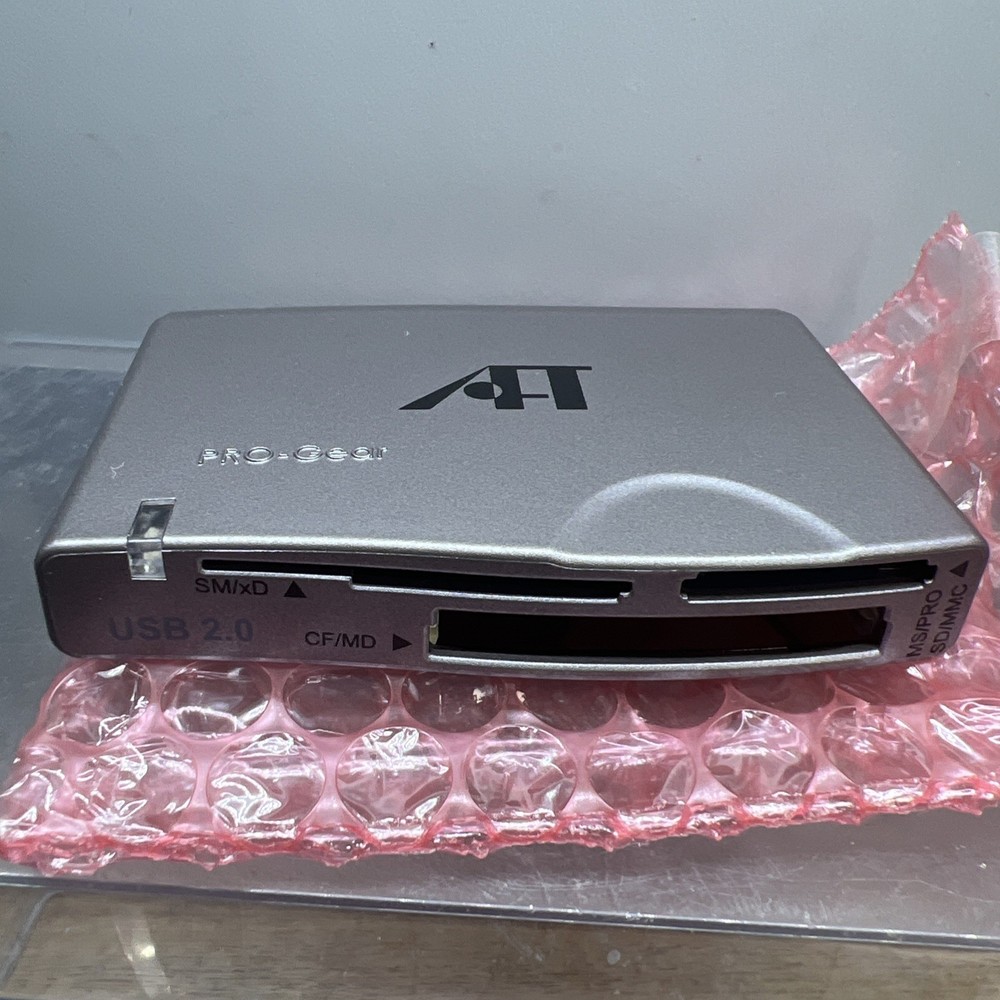 AFT Pro-Gear Card Reader 10 in 1 card reader Windows XP