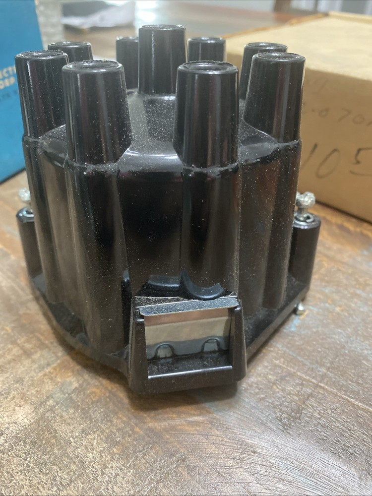 Preferred Distributor Cap ( For 3 ) # 1315C -  8CYL