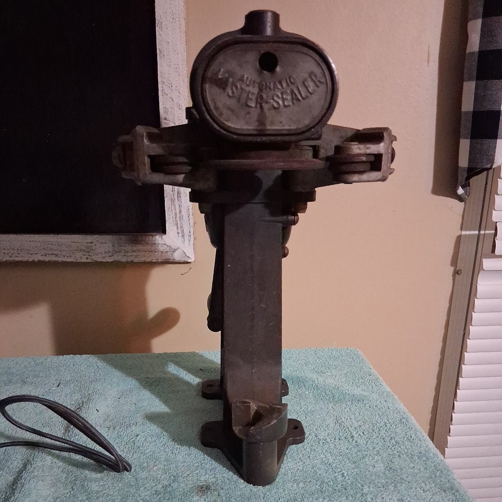 Vintage ALCOA Automatic Canning Device Master Sealer Manitowoc WI Machine