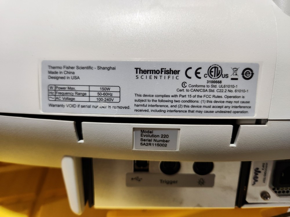 Thermo Scientific Evolution 220 UV Visible Spectrometer
