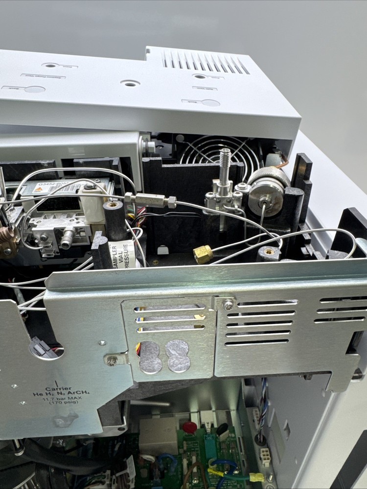 Agilent 7890B Gas Chromatography System