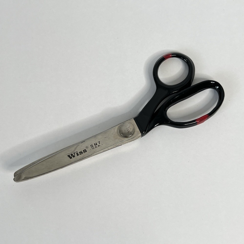 Vintage Wiss Pinking Shears Scissors Model SN7 Scalloping Cutting Edge