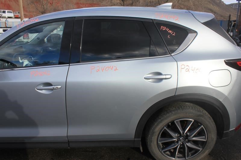 CX-5 2018 Camera/Projector 590621